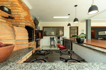 Casa de condomínio para alugar com 415m², 4 quartos e 8 vagas Casa de condomínio para alugar com 415m², 4 quartos e 8 vagasÁrea comum