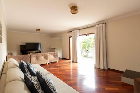 Casa de condomínio para alugar com 415m², 4 quartos e 8 vagas Casa de condomínio para alugar com 415m², 4 quartos e 8 vagasSala 3