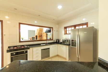 Casa de condomínio para alugar com 415m², 4 quartos e 8 vagas Casa de condomínio para alugar com 415m², 4 quartos e 8 vagasCozinha