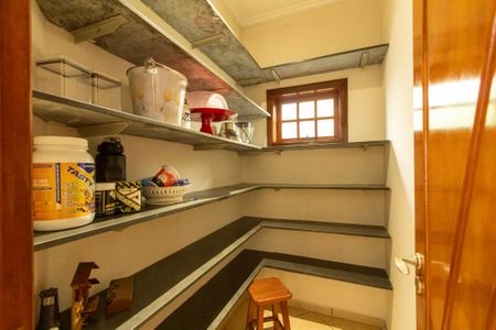 Casa de condomínio para alugar com 415m², 4 quartos e 8 vagas Casa de condomínio para alugar com 415m², 4 quartos e 8 vagasDespensa
