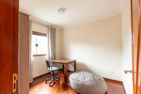 Casa de condomínio para alugar com 415m², 4 quartos e 8 vagas Casa de condomínio para alugar com 415m², 4 quartos e 8 vagasQuarto 1