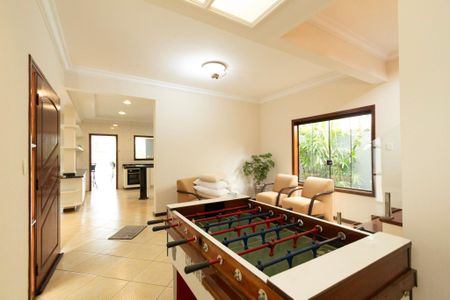 Casa de condomínio para alugar com 415m², 4 quartos e 8 vagas Casa de condomínio para alugar com 415m², 4 quartos e 8 vagasSala 2