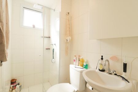 Banheiro de apartamento para alugar com 2 quartos, 42m² em Vila Nova Cachoeirinha, São Paulo
