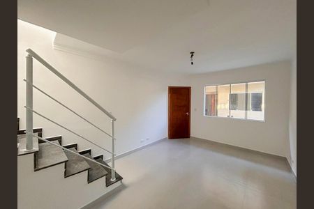 Casa de condomínio à venda com 71m², 2 quartos e 1 vaga Casa de condomínio à venda com 71m², 2 quartos e 1 vagaSala