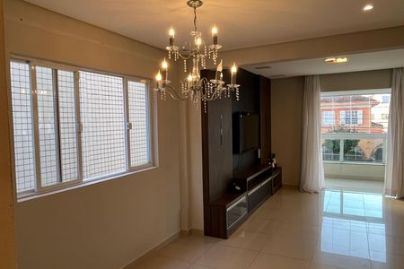 Sala de casa para alugar com 2 quartos, 307m² em Marapé, Santos