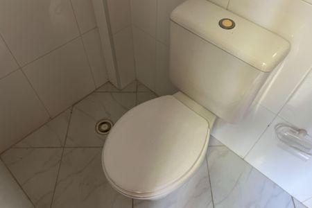 Casa para alugar com 307m², 2 quartos e 4 vagas Casa para alugar com 307m², 2 quartos e 4 vagasBanheiro de serviço