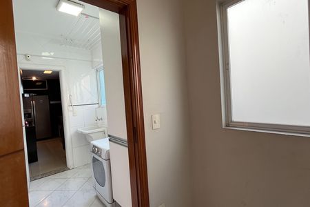Casa para alugar com 307m², 2 quartos e 4 vagas Casa para alugar com 307m², 2 quartos e 4 vagasQuarto de Serviço