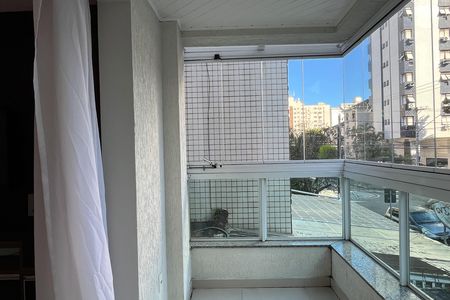 Casa para alugar com 307m², 2 quartos e 4 vagas Casa para alugar com 307m², 2 quartos e 4 vagasVaranda