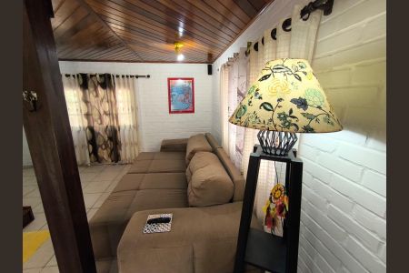 Casa para alugar com 500m², 4 quartos e 4 vagas Casa para alugar com 500m², 4 quartos e 4 vagasSala