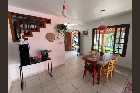 Casa para alugar com 500m², 4 quartos e 4 vagas Casa para alugar com 500m², 4 quartos e 4 vagasEntrada