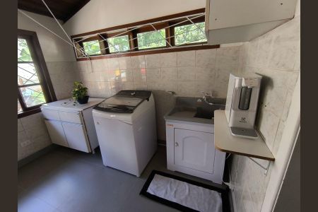 Casa para alugar com 500m², 4 quartos e 4 vagas Casa para alugar com 500m², 4 quartos e 4 vagasÁrea de serviço