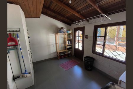 Casa para alugar com 500m², 4 quartos e 4 vagas Casa para alugar com 500m², 4 quartos e 4 vagasÁrea de serviço