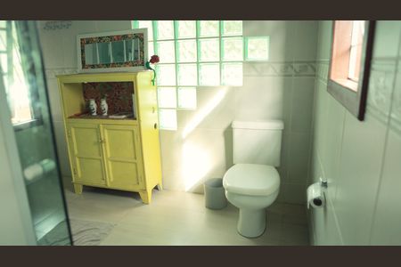 Casa para alugar com 500m², 4 quartos e 4 vagas Casa para alugar com 500m², 4 quartos e 4 vagasBanheiro