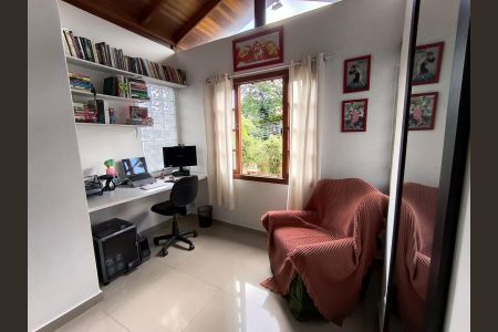 Casa para alugar com 500m², 4 quartos e 4 vagas Casa para alugar com 500m², 4 quartos e 4 vagasQuarto