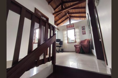 Casa para alugar com 500m², 4 quartos e 4 vagas Casa para alugar com 500m², 4 quartos e 4 vagasQuarto