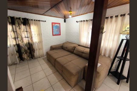 Sala de casa para alugar com 4 quartos, 500m² em Rio Tavares, Florianópolis