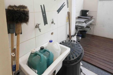 Apartamento para alugar com 74m², 2 quartos e 1 vagaÁrea de Serviço