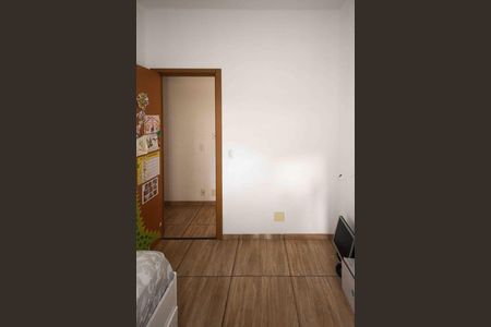 Apartamento para alugar com 74m², 2 quartos e 1 vagaQuarto