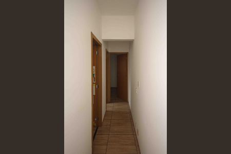 Apartamento para alugar com 74m², 2 quartos e 1 vagaCorredor