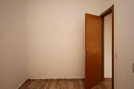 Apartamento para alugar com 74m², 2 quartos e 1 vagaQuarto 02
