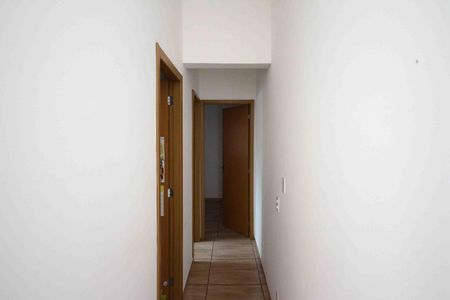 Apartamento para alugar com 74m², 2 quartos e 1 vagaCorredor