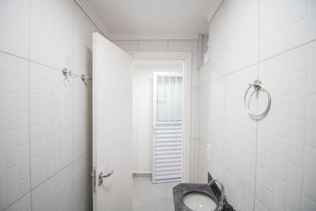 Casa para alugar com 40m², 1 quarto e sem vaga Casa para alugar com 40m², 1 quarto e sem vagaBANHEIRO