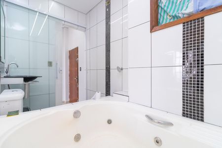 Casa para alugar com 84m², 3 quartos e 1 vaga Casa para alugar com 84m², 3 quartos e 1 vagaBanheiro da Suíte