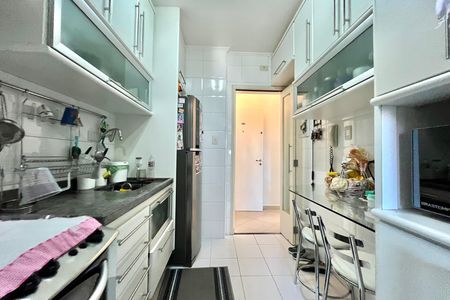 Apartamento à venda com 85m², 3 quartos e 2 vagasCozinha