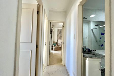 Apartamento à venda com 85m², 3 quartos e 2 vagasCorredor
