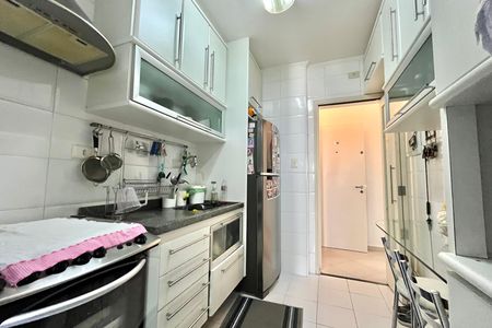 Apartamento à venda com 85m², 3 quartos e 2 vagasCozinha