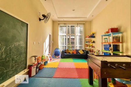 Apartamento à venda com 85m², 3 quartos e 2 vagasÁrea comum