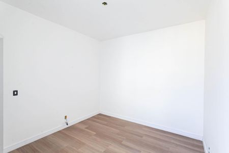 Casa à venda com 130m², 2 quartos e 2 vagas Casa à venda com 130m², 2 quartos e 2 vagasQuarto