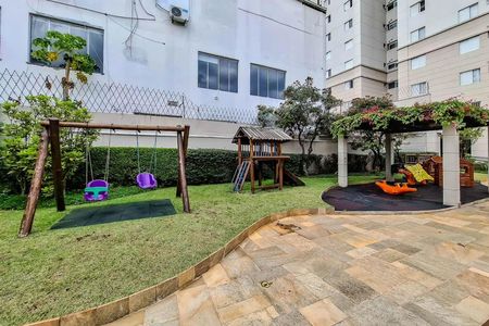 Apartamento para alugar com 133m², 3 quartos e 2 vagas Apartamento para alugar com 133m², 3 quartos e 2 vagasÁrea comum - Playground