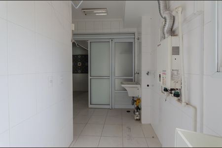 Apartamento para alugar com 133m², 3 quartos e 2 vagas Apartamento para alugar com 133m², 3 quartos e 2 vagasÁrea de Serviço