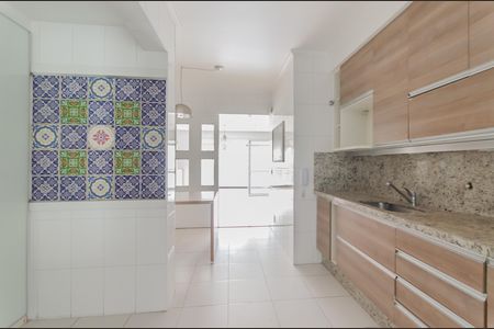 Apartamento para alugar com 133m², 3 quartos e 2 vagas Apartamento para alugar com 133m², 3 quartos e 2 vagasCozinha