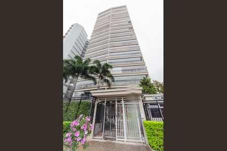 Apartamento para alugar com 133m², 3 quartos e 2 vagas Apartamento para alugar com 133m², 3 quartos e 2 vagasFachada