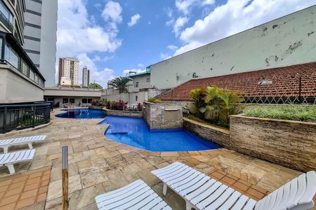 Apartamento para alugar com 133m², 3 quartos e 2 vagas Apartamento para alugar com 133m², 3 quartos e 2 vagasÁrea comum - Piscina