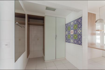 Apartamento para alugar com 133m², 3 quartos e 2 vagas Apartamento para alugar com 133m², 3 quartos e 2 vagasCozinha