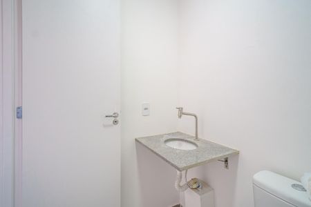 Apartamento para alugar com 27m², 1 quarto e sem vaga Apartamento para alugar com 27m², 1 quarto e sem vagaBanheiro