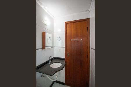 Apartamento para alugar com 76m², 3 quartos e 2 vagas Apartamento para alugar com 76m², 3 quartos e 2 vagasBanheiro