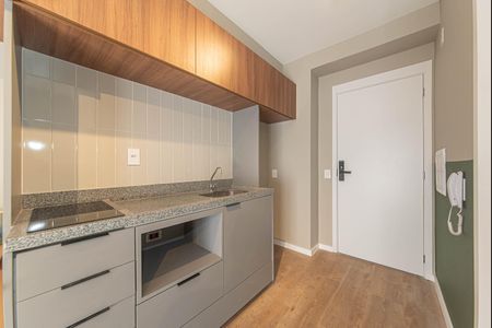 Cozinha de kitnet/studio para alugar com 1 quarto, 25m² em Vila Cordeiro, São Paulo