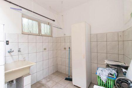 Casa à venda com 270m², 4 quartos e 4 vagasÁrea de Serviço 1