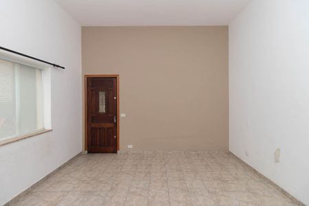 Casa à venda com 270m², 4 quartos e 4 vagasSala