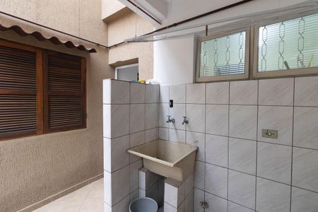Casa à venda com 270m², 4 quartos e 4 vagasÁrea de Serviço 1