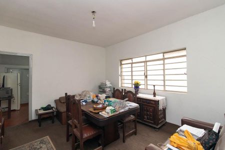 Casa à venda com 270m², 4 quartos e 4 vagasSala 2