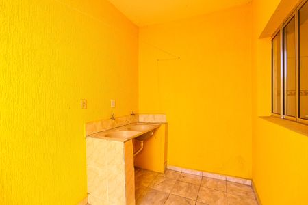 Casa para alugar com 50m², 1 quarto e sem vaga Casa para alugar com 50m², 1 quarto e sem vagaÁrea de Serviço