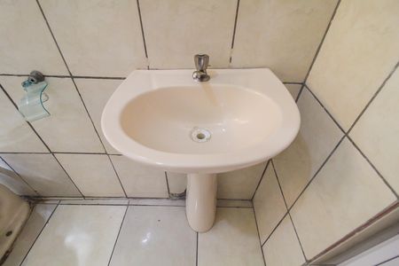 Casa para alugar com 50m², 1 quarto e sem vaga Casa para alugar com 50m², 1 quarto e sem vagaBanheiro