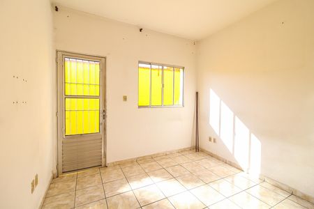 Sala de casa para alugar com 1 quarto, 50m² em Jardim das Camelias, São Paulo