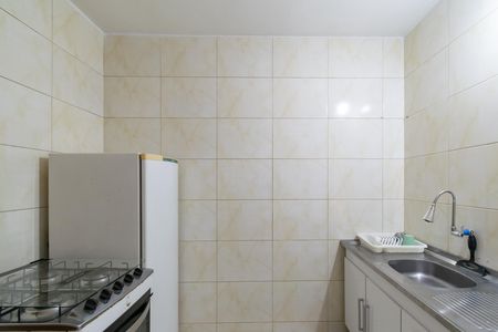 Cozinha de casa para alugar com 1 quarto, 22m² em Parque Jabaquara, São Paulo