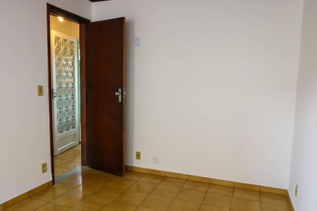 Casa de condomínio à venda com 85m², 5 quartos e 1 vaga Casa de condomínio à venda com 85m², 5 quartos e 1 vagaQuarto 2 do 2º Pavimento